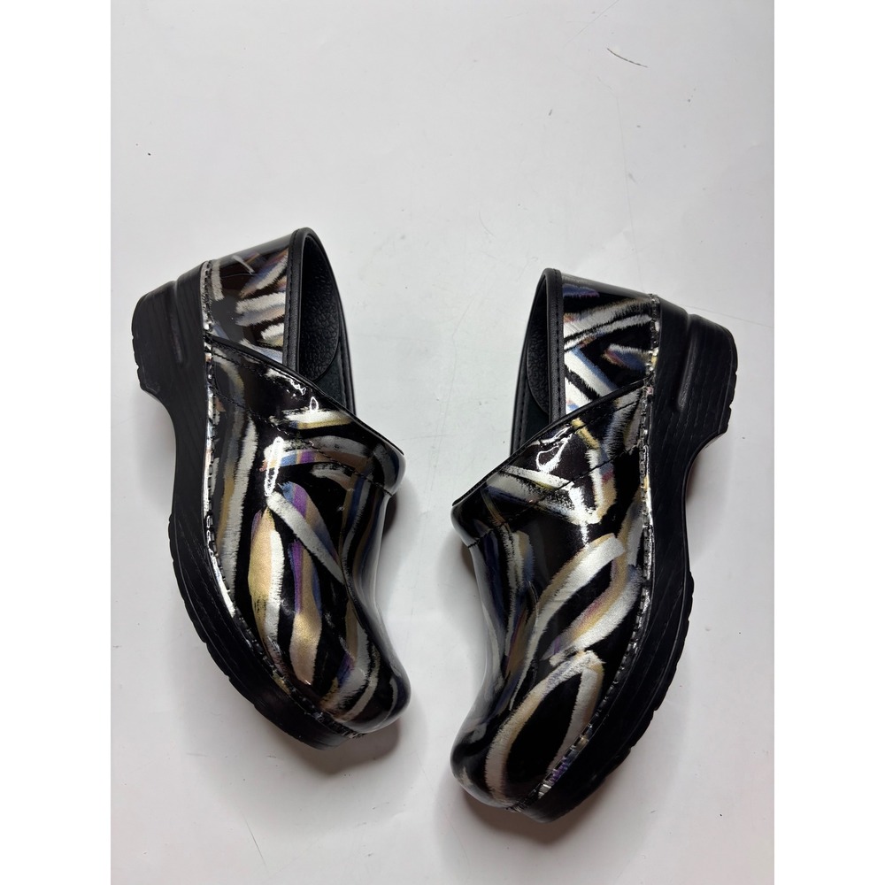 Dansko Women 7.5 EU 38 Professional Clogs Black Patent Metallic Artsy Abstract